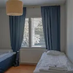 West Coast Hideaway Huoneisto *