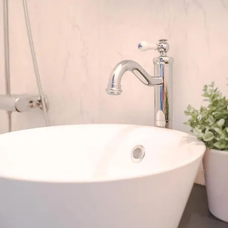 West Coast Hideaway 公寓 皮埃塔尔萨里