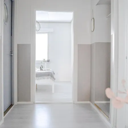 West Coast Hideaway Apartman *