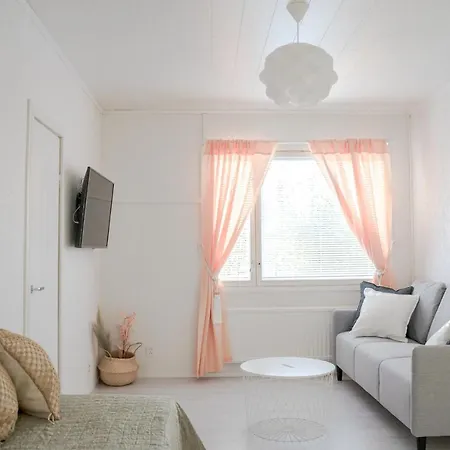 West Coast Hideaway 아파트 *