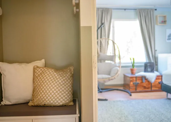 West Coast Hideaway Апартаменты