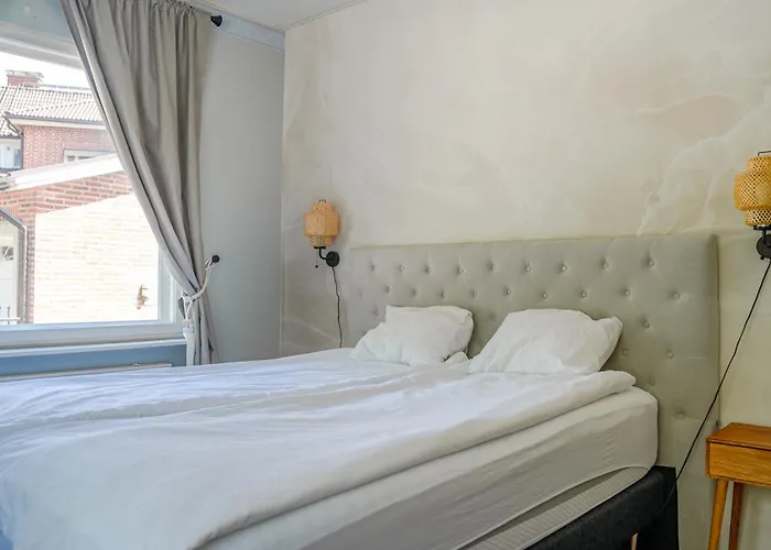 Апартаменты West Coast Hideaway *