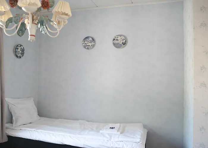 Апартаменты West Coast Hideaway *