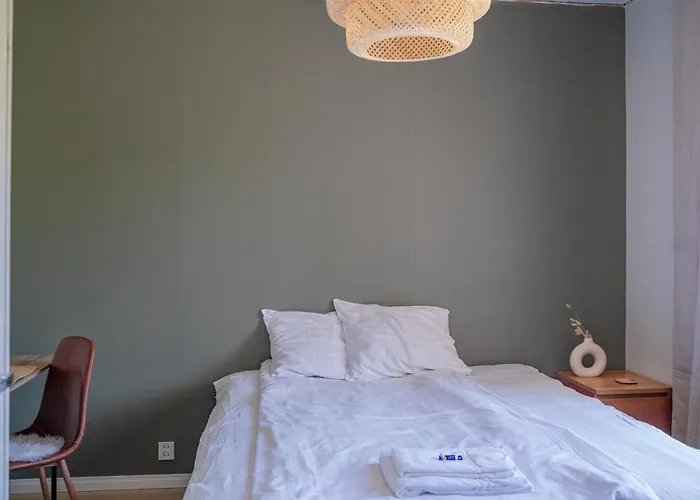 West Coast Hideaway Апартаменты